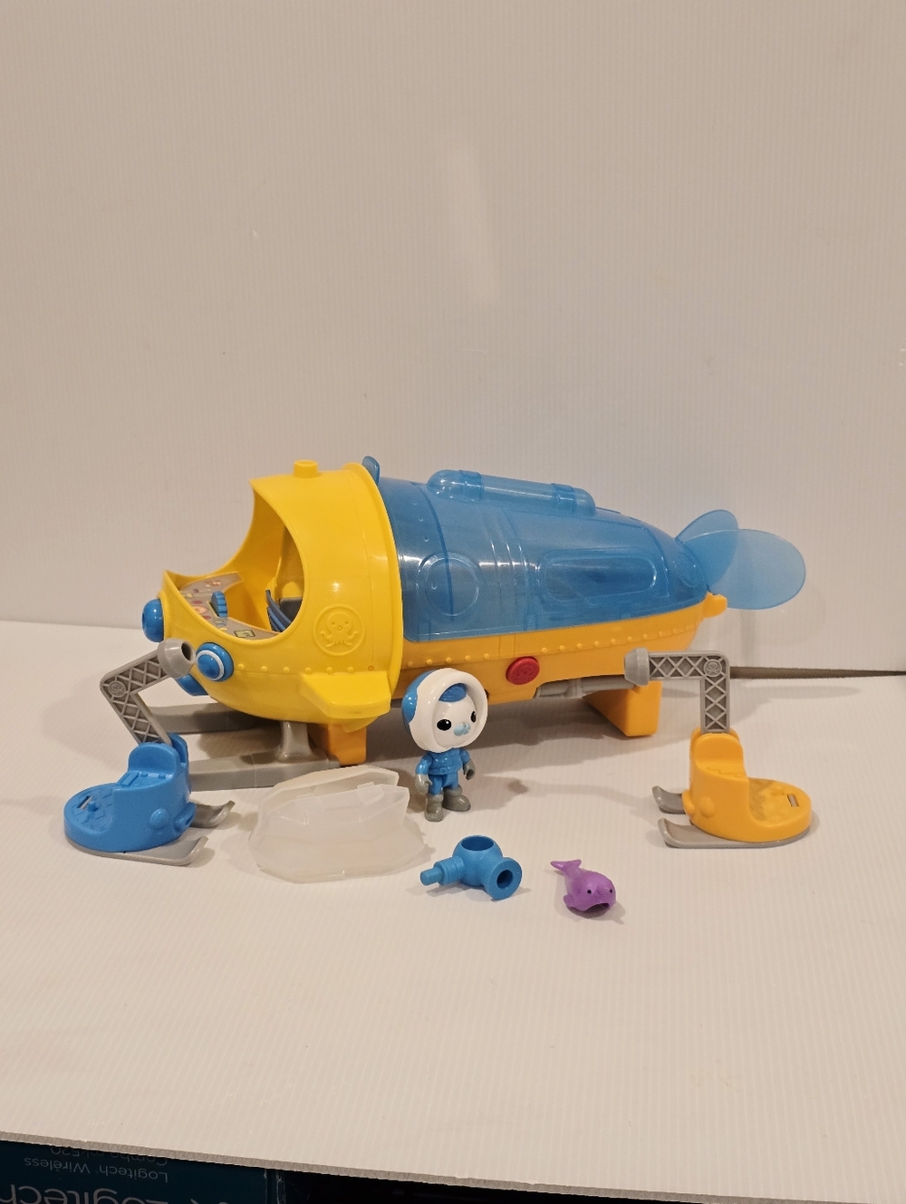 Octonauts Gup S Polar Exploration Vehicle Playset with Barnacles Set